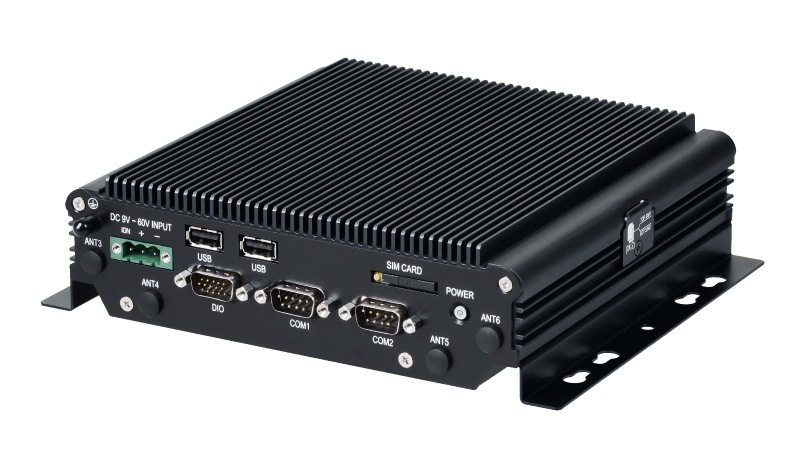 Rugged fanless In-Vehicle Computer VBOX-3122 featuring Intel Core i7 for mission-critical police car computer operations.